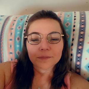 Meet your Posher, Shelly